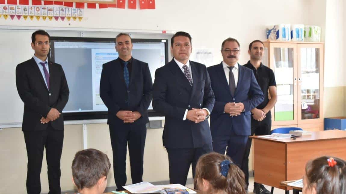 Okulumuzda 2025-2026 Eğitim-Öğretim Yılı Açılış Programı